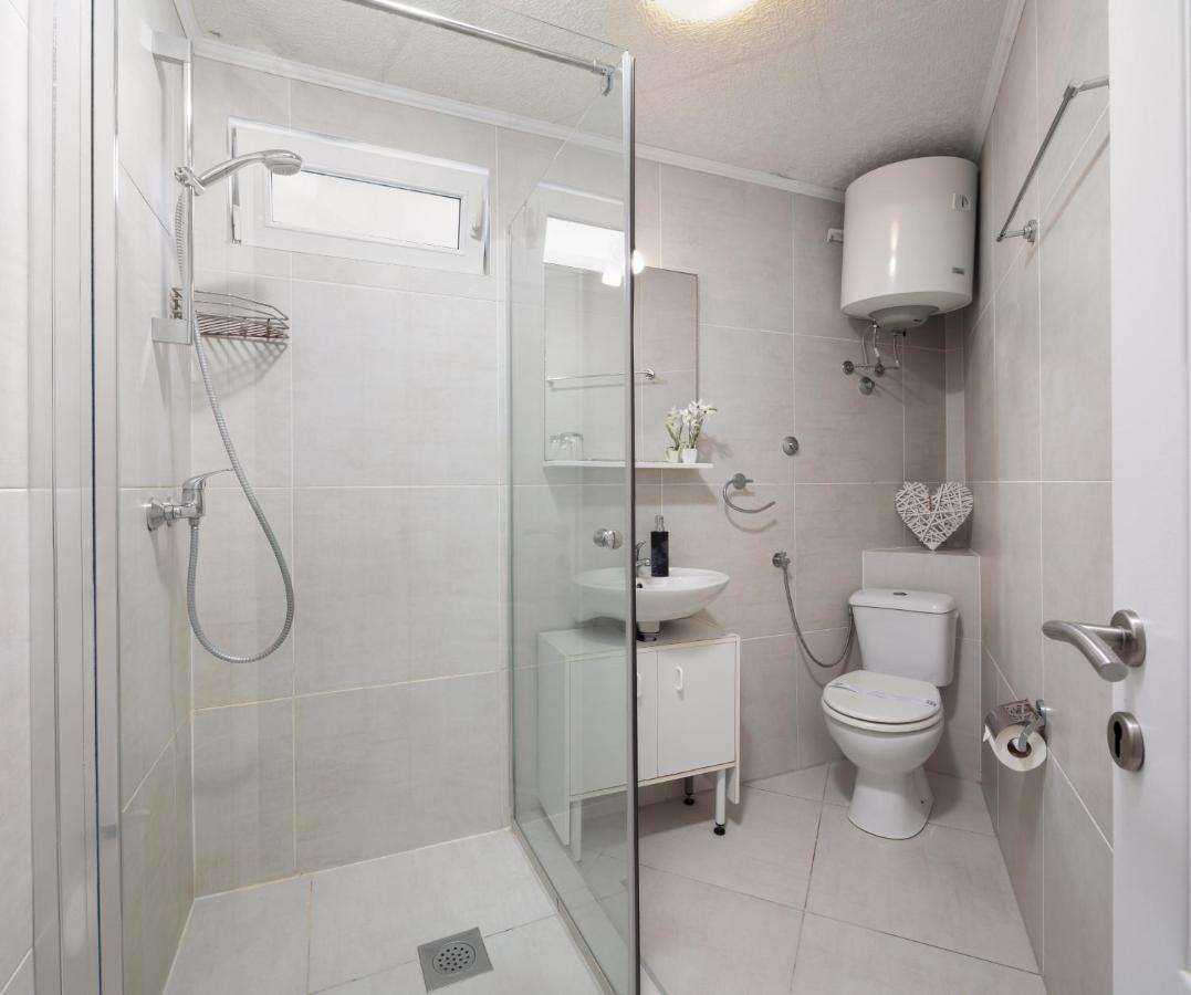 Estella Villa Apartments Рогозница Екстериор снимка