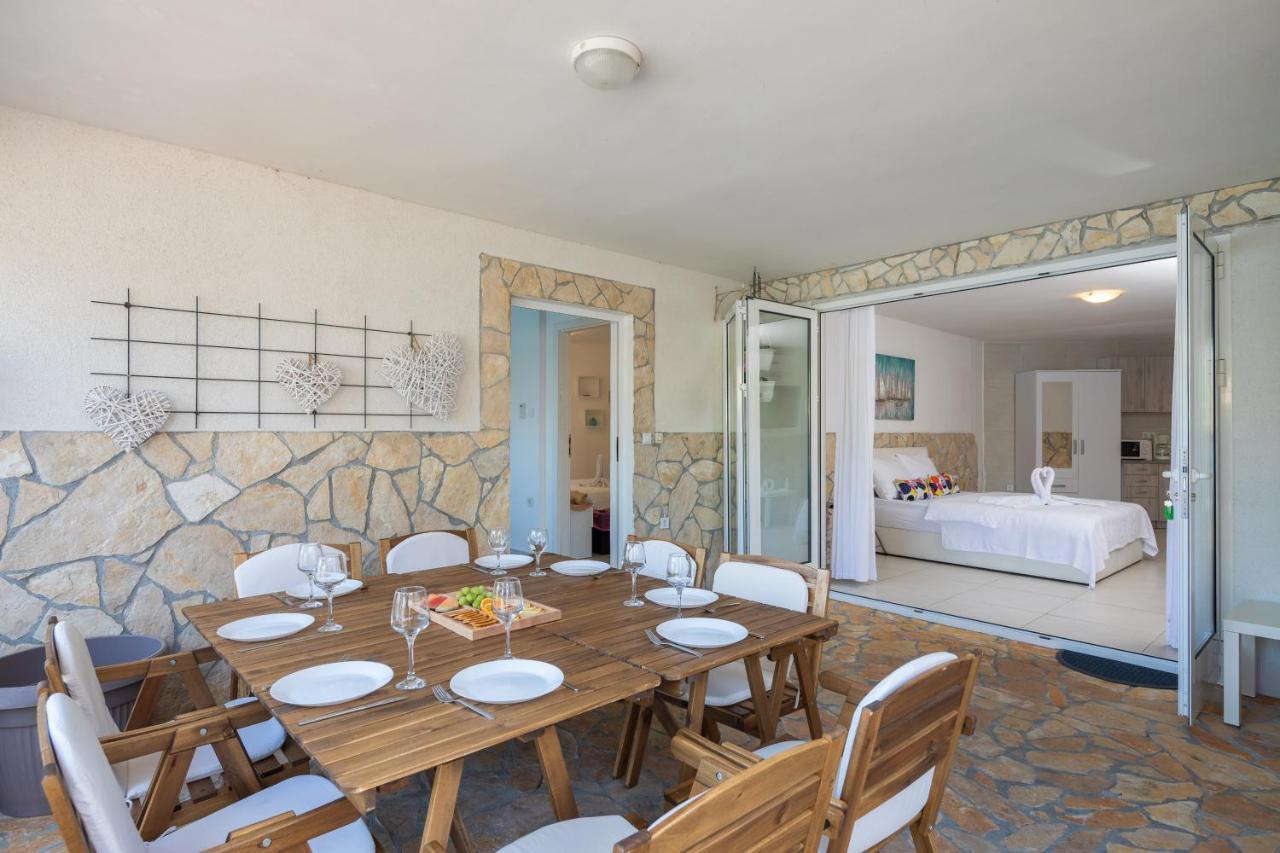 Estella Villa Apartments Рогозница Екстериор снимка