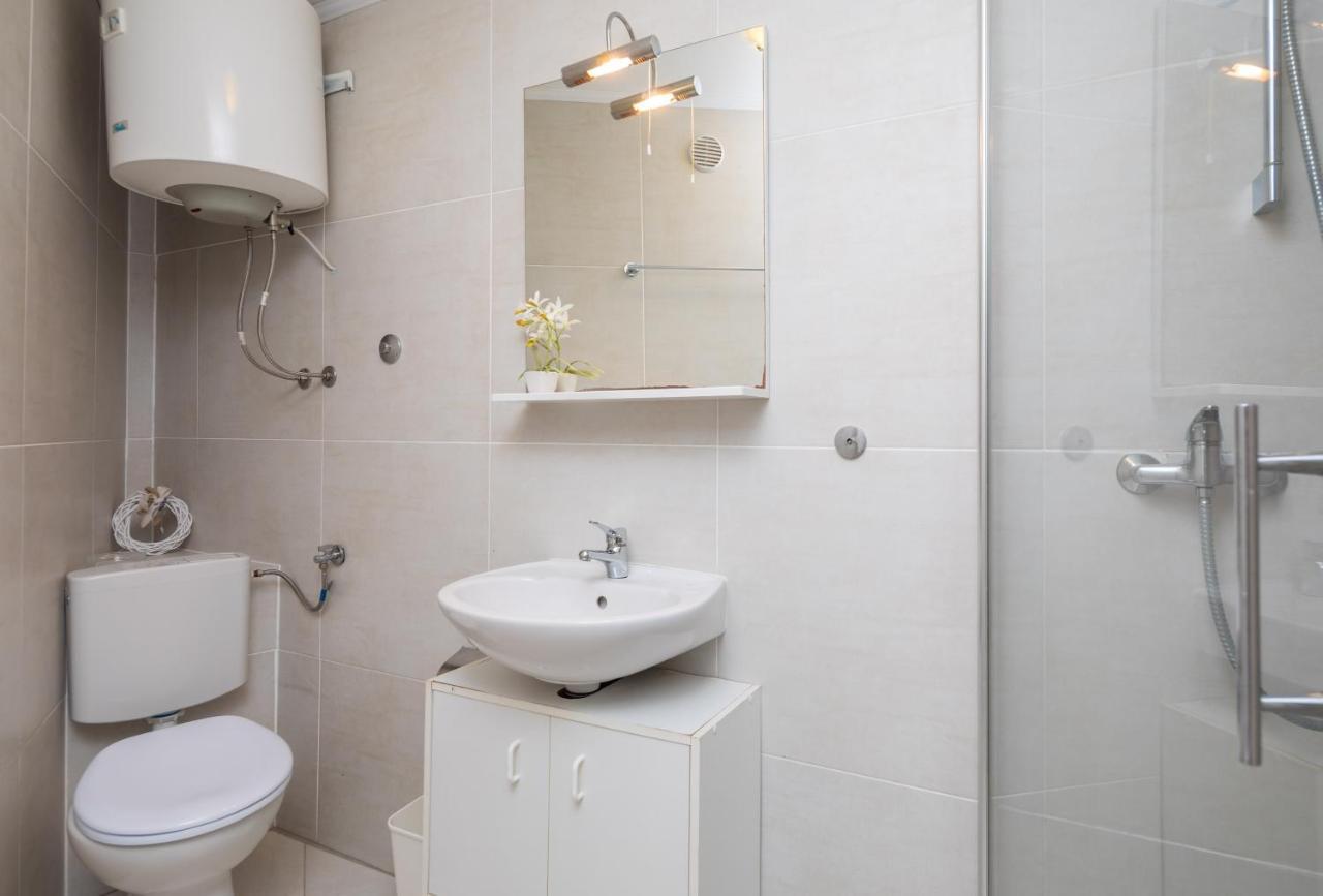 Estella Villa Apartments Рогозница Екстериор снимка