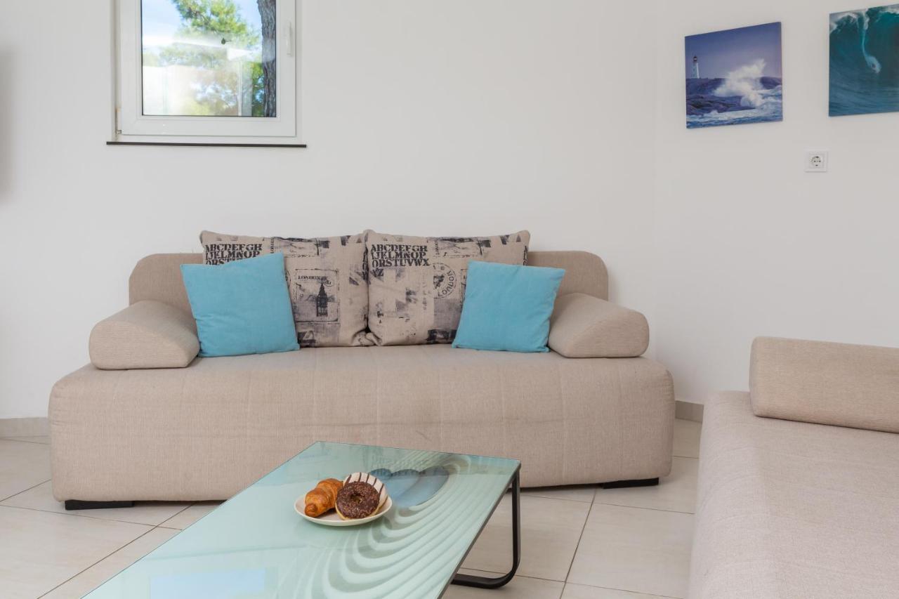 Estella Villa Apartments Рогозница Екстериор снимка